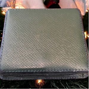 Authentic Louis Vuitton Green Taiga Coin purse